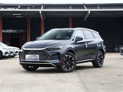 خودروی هیبریدی پلاگین BYD Tang
